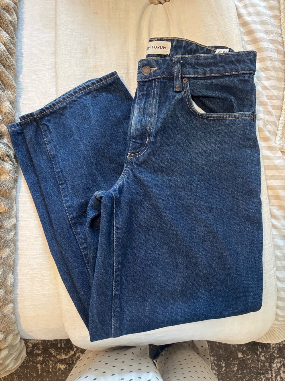Aritzia Denim Forum Barrel Jean